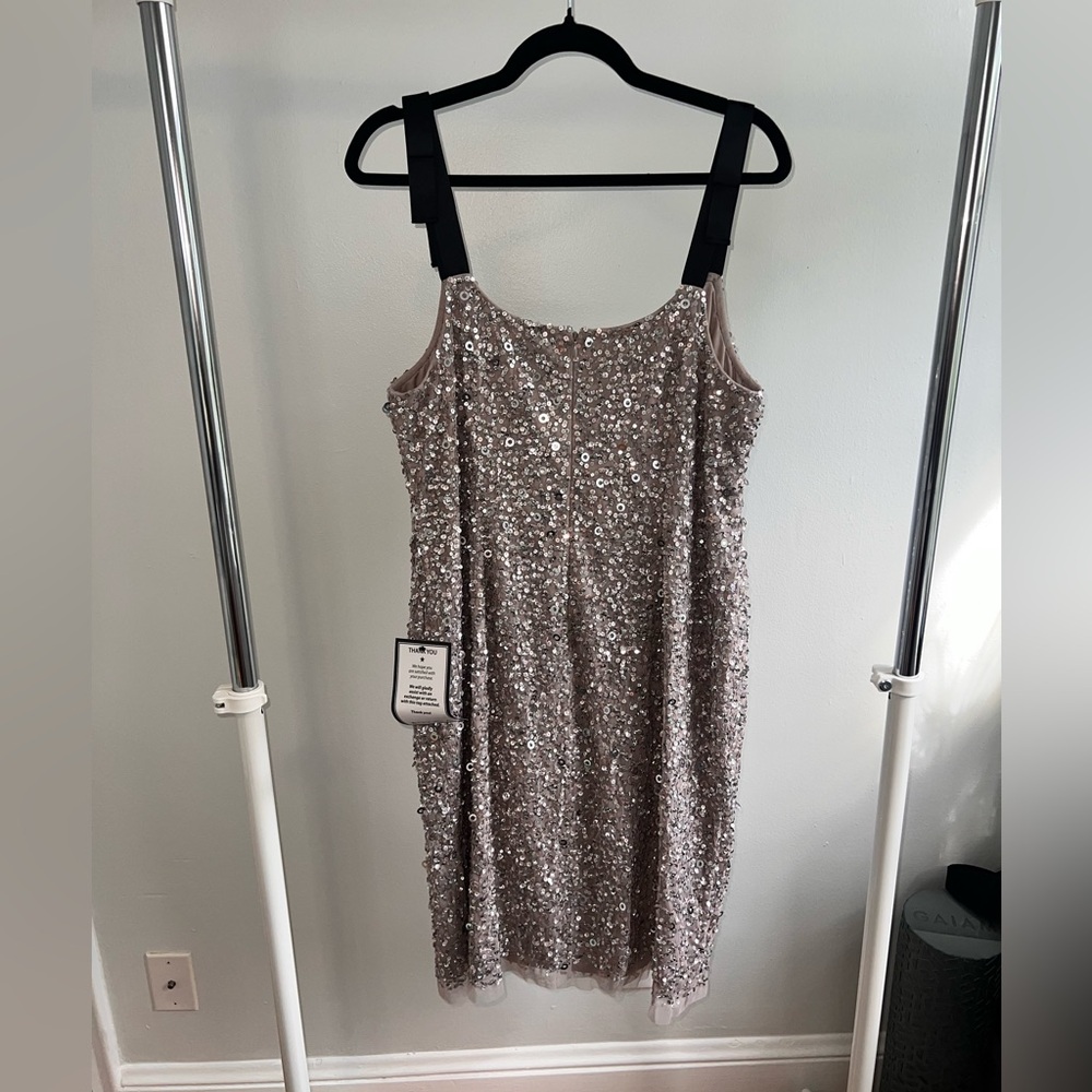 NWT Adrianna Papell Beaded Midi Dress - Picture 5 of 12